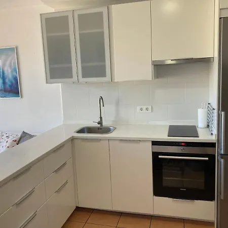 Fantastic Seafront With Sea Views & Pool Ла-Техита